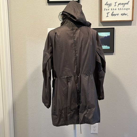 Moncler Drawstring Waist Technical Windbreaker Jacket Medium Brown Gold Hoodie - Picture 5 of 17